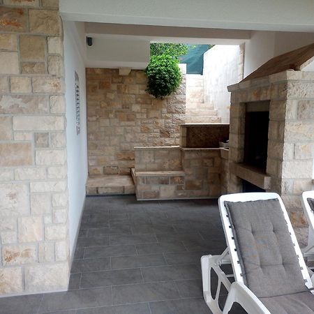 הוילה Zrnovo Contessa Robinson House מראה חיצוני תמונה