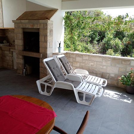 הוילה Zrnovo Contessa Robinson House מראה חיצוני תמונה