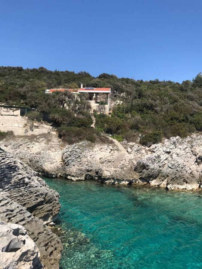 הוילה Zrnovo Contessa Robinson House מראה חיצוני תמונה