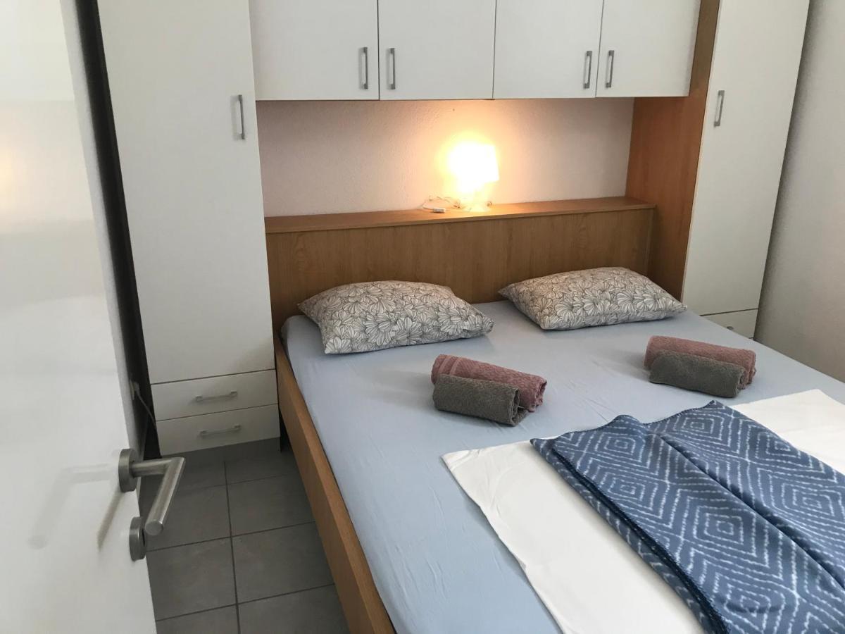 הוילה Zrnovo Contessa Robinson House מראה חיצוני תמונה
